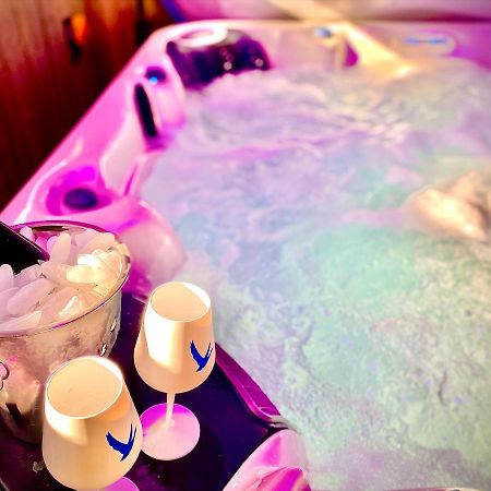 Beautiful Hot Tub Suite In Lytham St Annes Extérieur photo